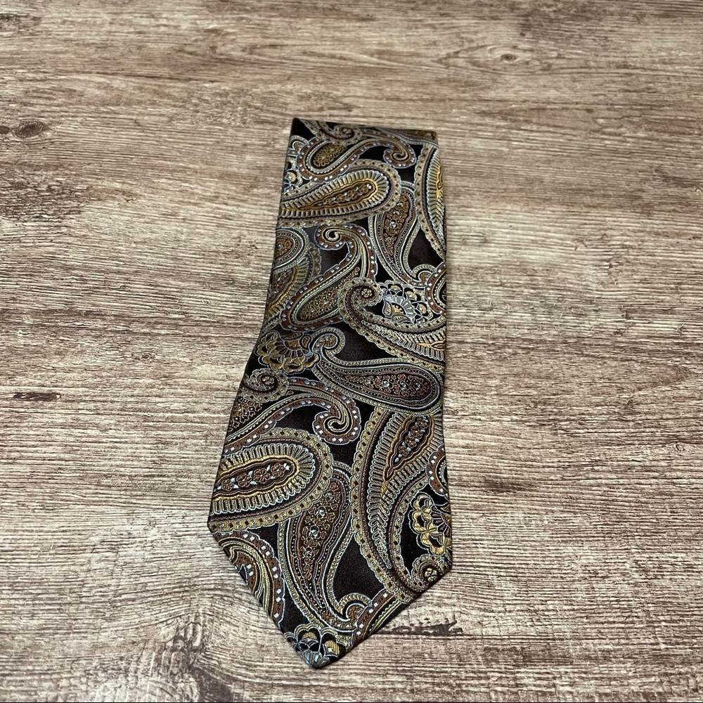 Daniel Cremieux 100% Silk Tie